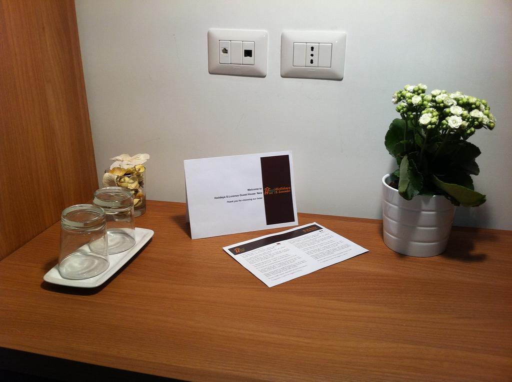 Holidays S.lorenzo New 2* Roma